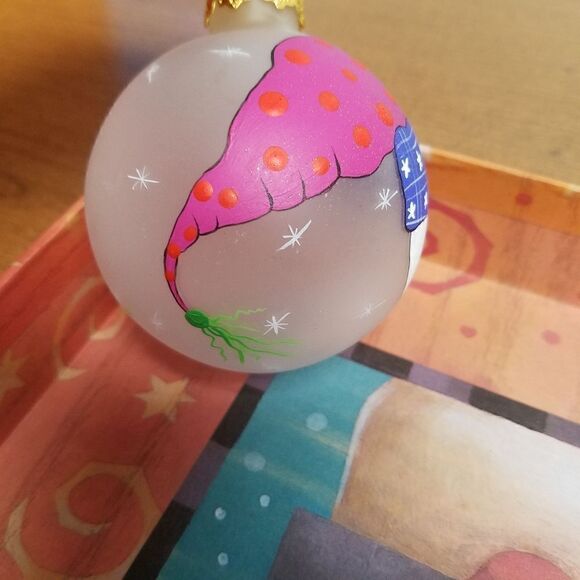 Set of 3  Hand painted 3D snowman ornaments. Aprox 8". - Picture 6 of 8